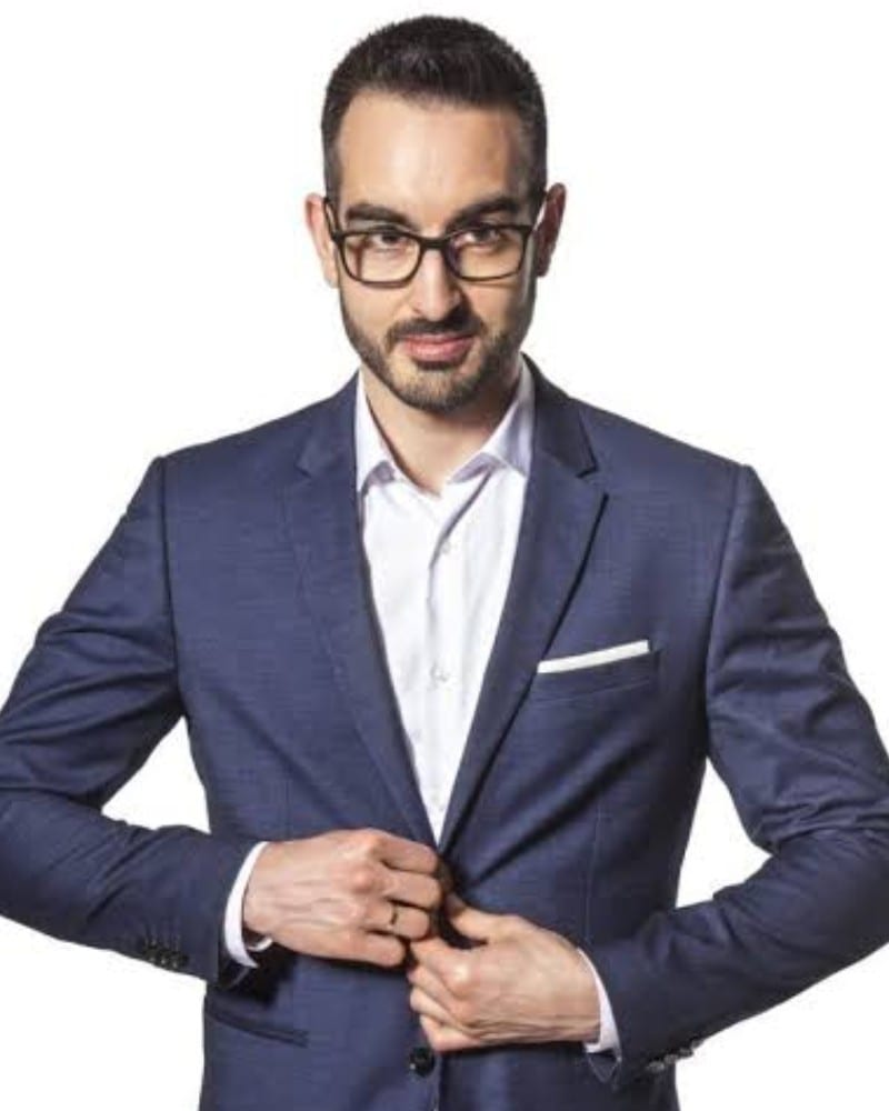 Adrián Carratalá